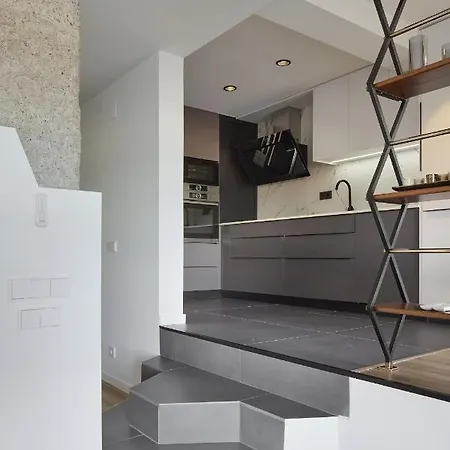 Always Easy I Sagues * Σαν Σεμπαστιάν