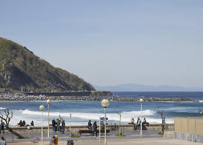 Always Easy I Sagues * San Sebastián