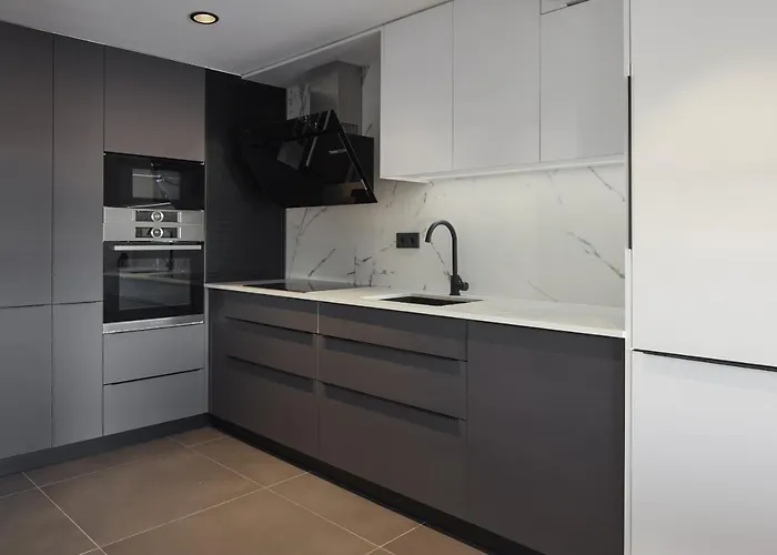 Always Easy I Sagues * سان سيباستيان